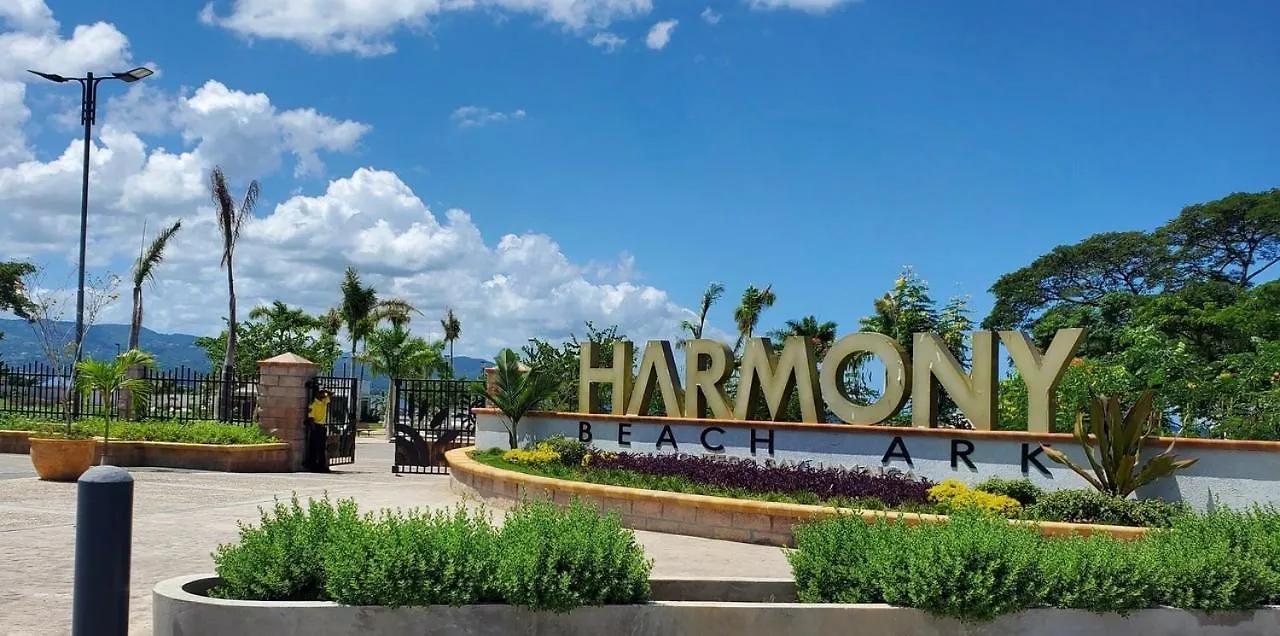 Island Paradise-Gated-Secure-Airport Pickup Available Montego Bay 0*,